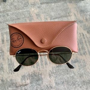 Ray-Ban Oval Flat Sunglasses in Gold & Green Classic